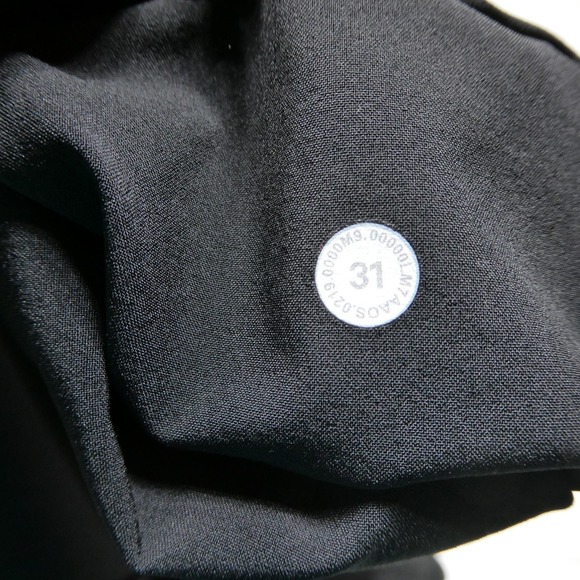 Lululemon Shorts Mens 31 Black Commission Chino Golf ABC Performance Stretch - Picture 3 of 7